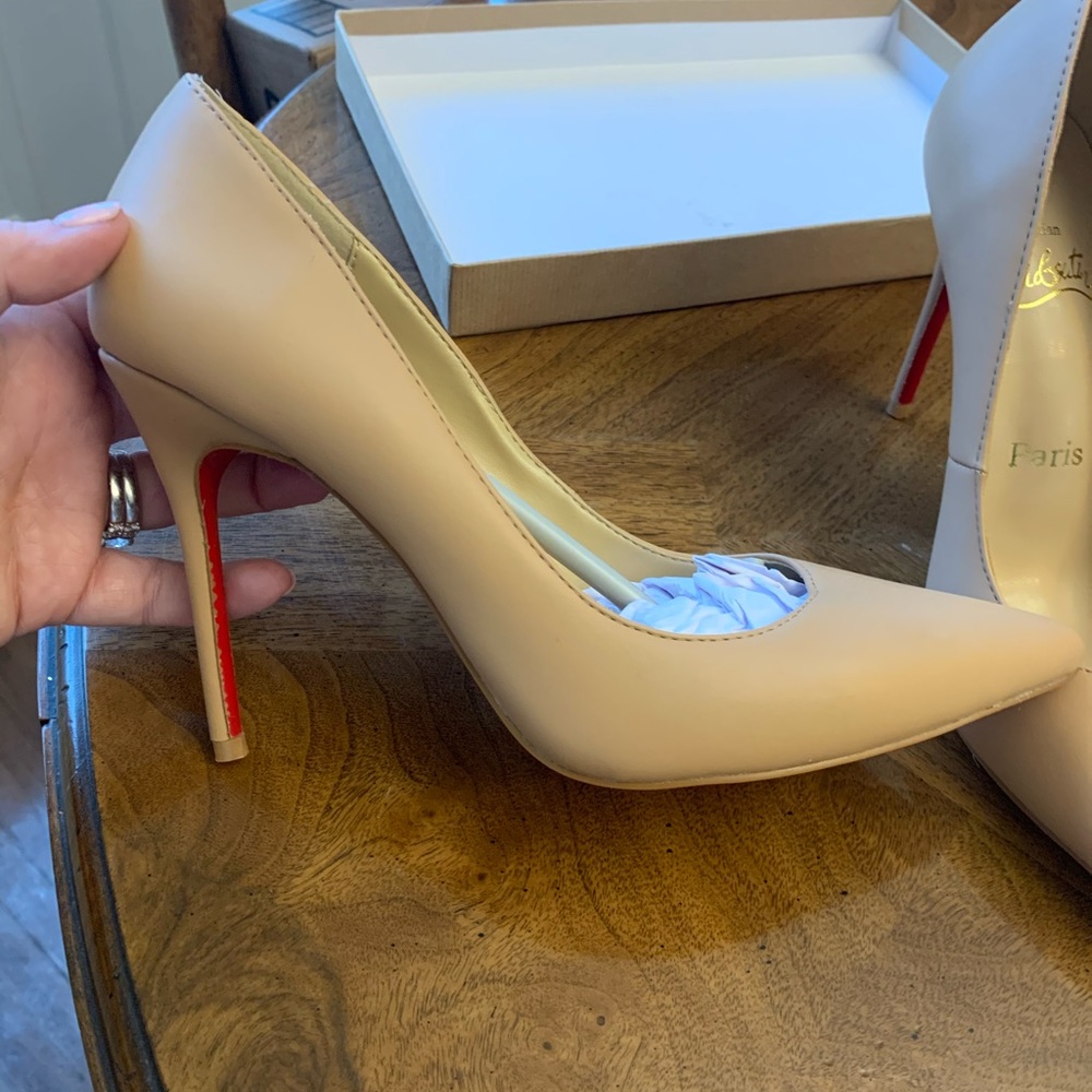 Christian Louboutin Nude Apostrophe 100mm Pump